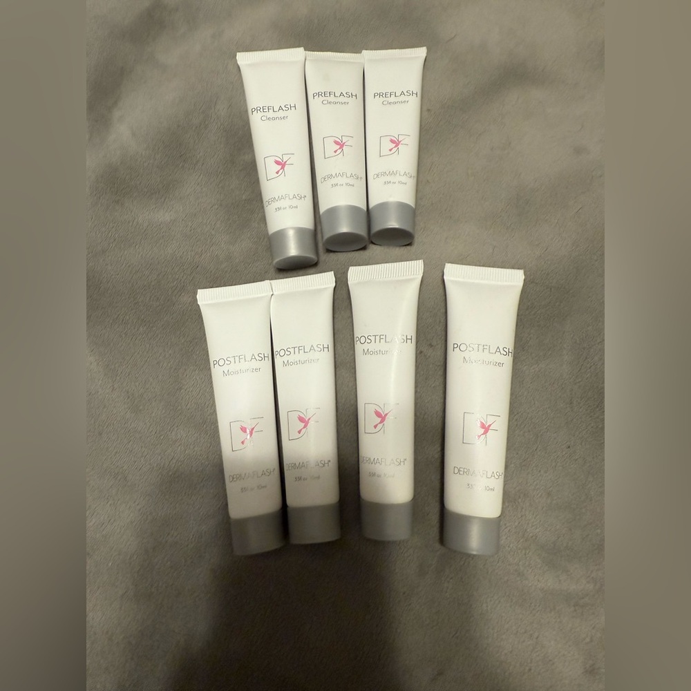 Dermaflash Skincare 3 Cleanser 4 Moisturizer
